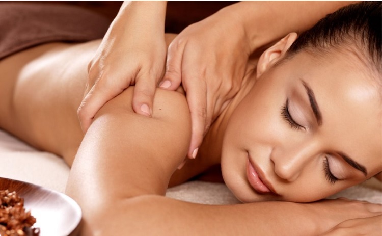 Regeneráló wellness szakember /Masszőr/